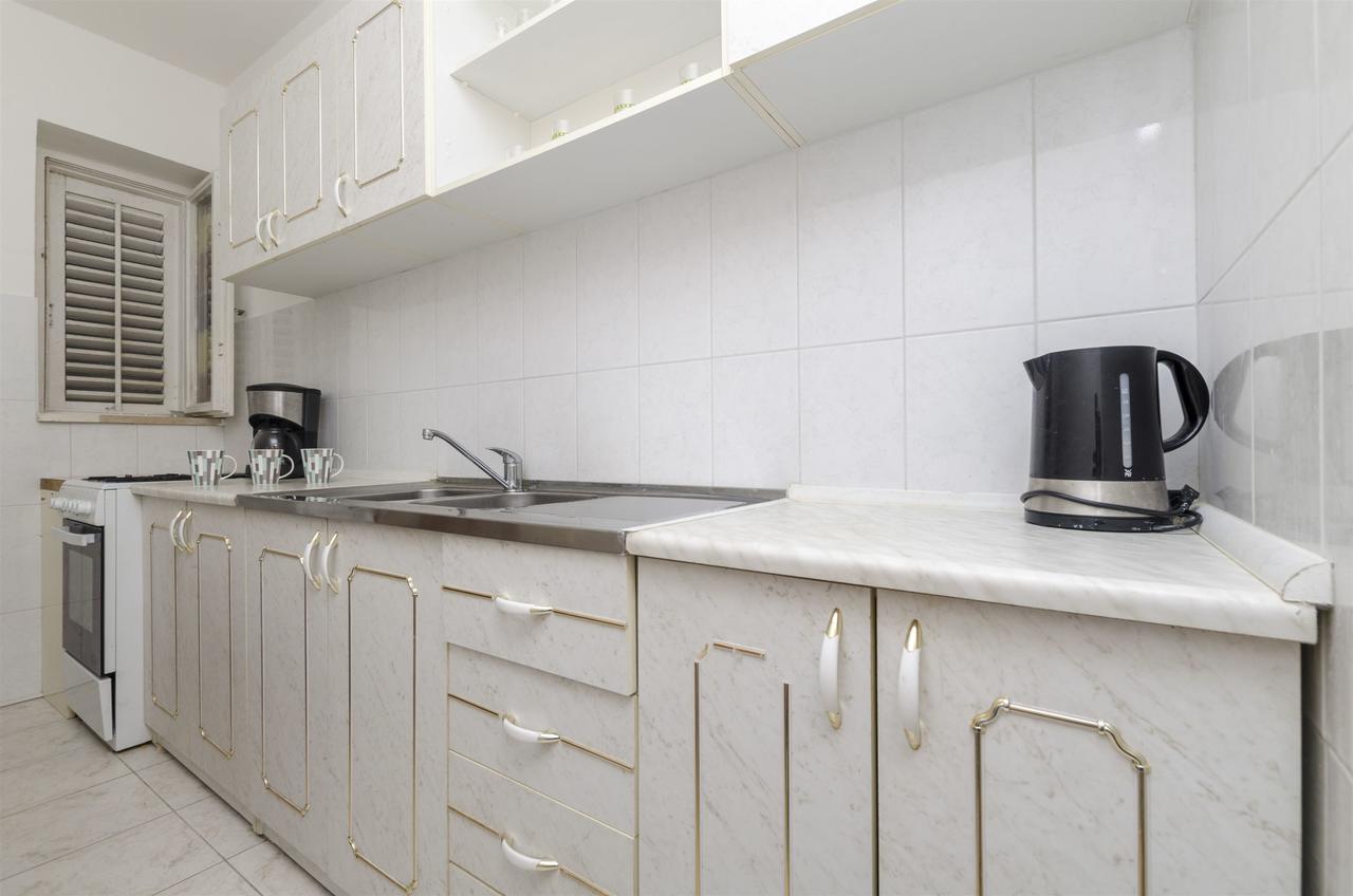 Apartments Anka Duće エクステリア 写真